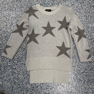 Fabric Gray Star Pattern Sweater